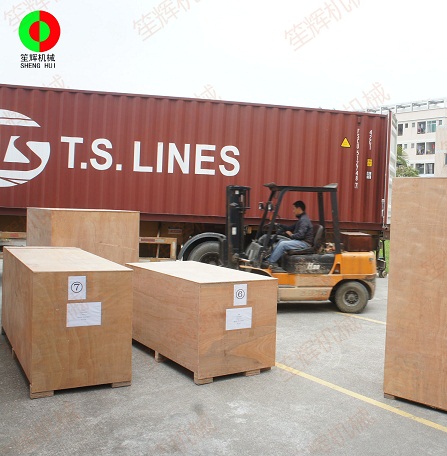 臺(tái)灣基隆DY公司到我司采購(gòu)渦流洗菜機(jī)等設(shè)備