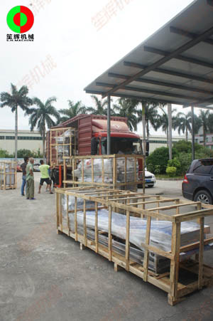 經銷渦流洗菜機生產線打包裝車出貨！