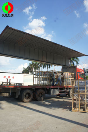 幾套渦流洗菜機組裝車發貨,交付客戶!