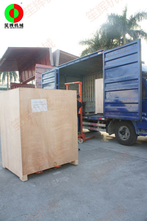 假期將至，海外定單按期交付發(fā)往海關(guān)！