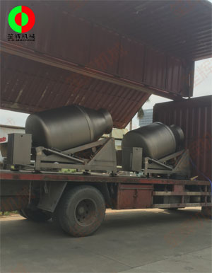 兩臺大型真空滾揉機專車送往大灣區(qū)某肉食品加工配送中心!